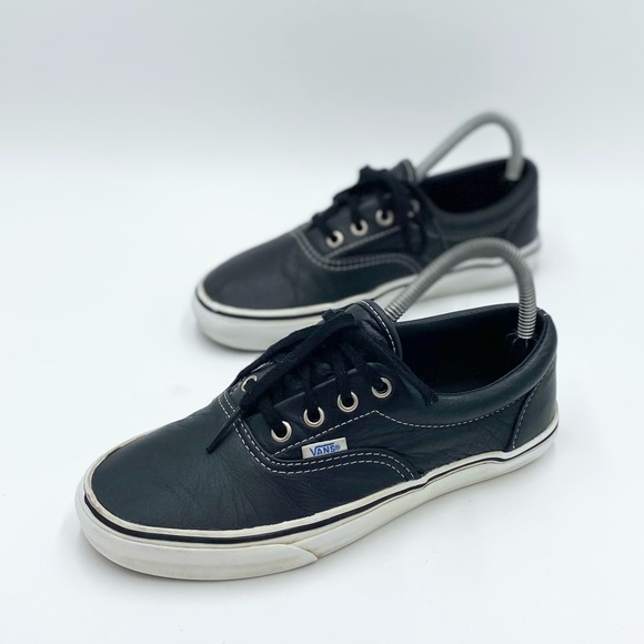 Vans black leather authentic womens 7.5 - Picture 2 of 6